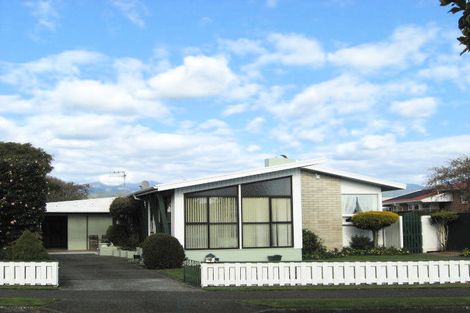 Photo of property in 4 Glen Street, Levin, 5510