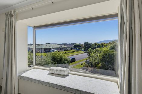 Photo of property in 111 Milne Drive, Paraparaumu, 5032