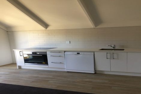 Photo of property in 2a/66 Mount Eden Road, Mount Eden, Auckland, 1024