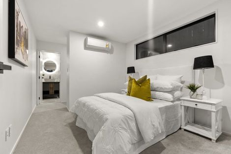 Photo of property in 18b Marama Street, Castor Bay, Auckland, 0620