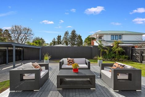 Photo of property in 2/38 Edwards Avenue, Henderson, Auckland, 0610