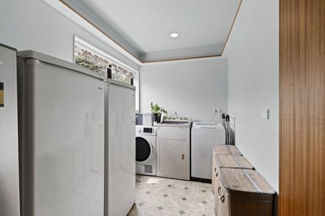 Photo of property in 59 Dixon Street, Oakura, 4314