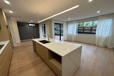 Photo of property in 8d Ringwood Street, Torbay, Auckland, 0630