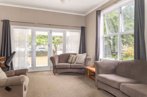 Photo of property in 53 Barraud Street, Dannevirke, 4930