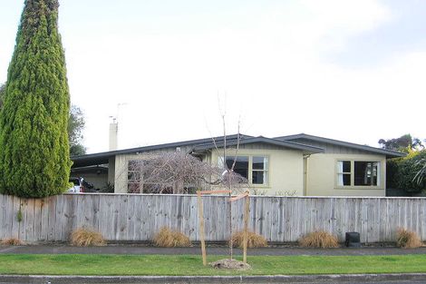 Photo of property in 3 Luton Street, Hokowhitu, Palmerston North, 4410