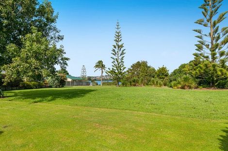 Photo of property in 75 Maygrove Drive, Orewa, 0931