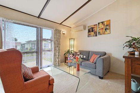 Photo of property in 1/175 Clayton Road, Mangakakahi, Rotorua, 3015