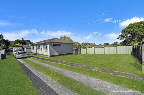 Photo of property in 6 Karina Place, Glen Eden, Auckland, 0602