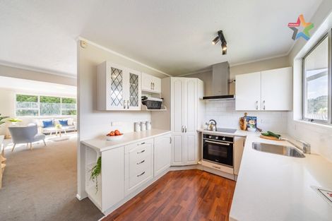 Photo of property in 127 Holborn Drive, Stokes Valley, Lower Hutt, 5019