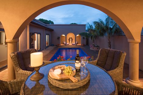 Photo of property in 80 Karewa Parade, Papamoa Beach, Papamoa, 3118