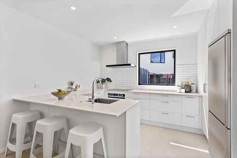 Photo of property in 16 Hema Road, Hobsonville, Auckland, 0616