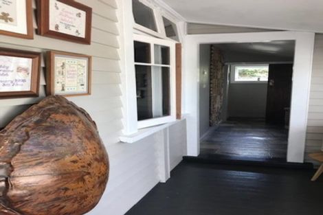 Photo of property in 13 Waterview Road, Favona, Auckland, 2024