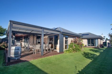 Photo of property in 17 Whiteoak Grove, Tinwald, Ashburton, 7700