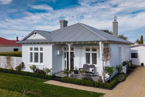 Photo of property in 15 Herbert Street, Waimate, 7924