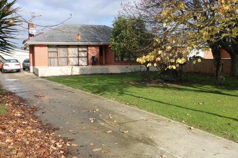 Photo of property in 19 Sunnyside Crescent, Papatoetoe, Auckland, 2025
