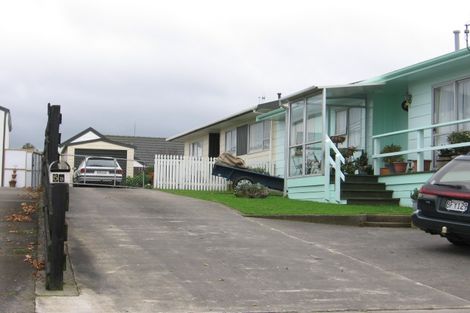 Photo of property in 5b Lyndale Place, Kelvin Grove, Palmerston North, 4414