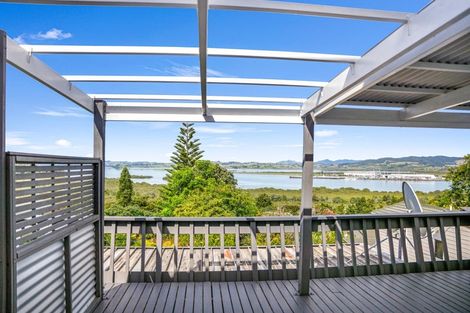 Photo of property in 72 West View Crescent, Onerahi, Whangarei, 0110