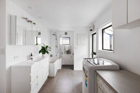 Photo of property in 230 Oceanbeach Road, Mount Maunganui, 3116