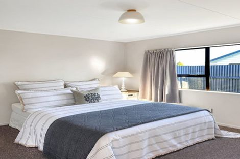 Photo of property in 1 Perry Crescent, Greenmeadows, Napier, 4112