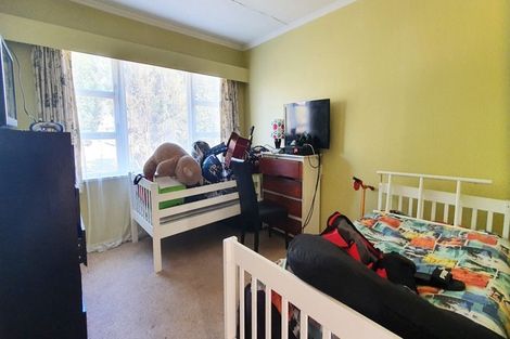 Photo of property in 52 Trafalgar Street, Levin, 5510