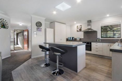 Photo of property in 10 Bransley Grove, Katikati, 3129