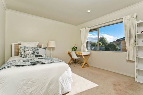 Photo of property in 26 Laurel Oak Drive, Schnapper Rock, Auckland, 0632