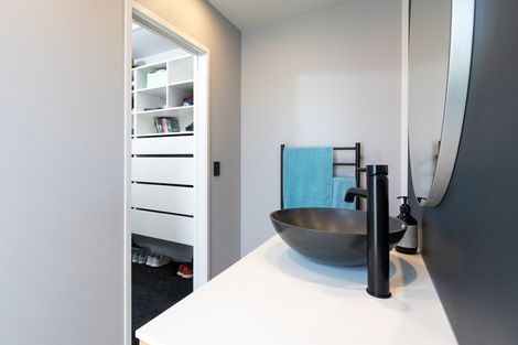 Photo of property in 8a Aderman Place, Hurworth, New Plymouth, 4310