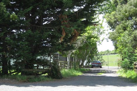 Photo of property in 190 Flanagan Road, Drury, 2113