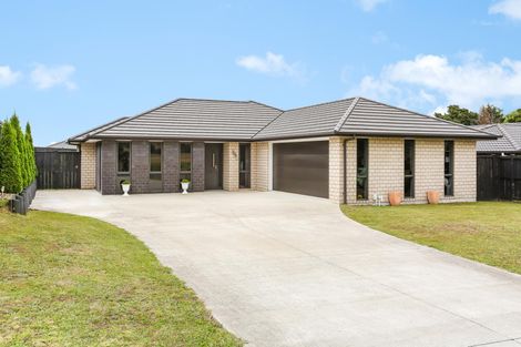 Photo of property in 172 Helenslee Road, Pokeno, 2472