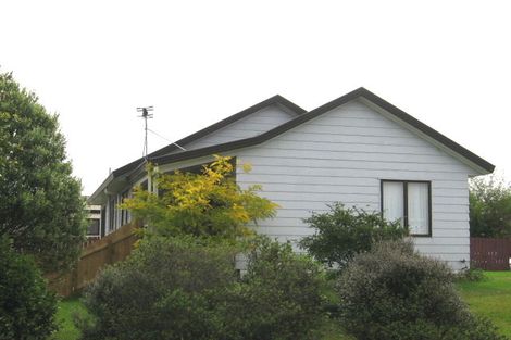 Photo of property in 1/8 Miriam Corban Heights, Henderson, Auckland, 0612