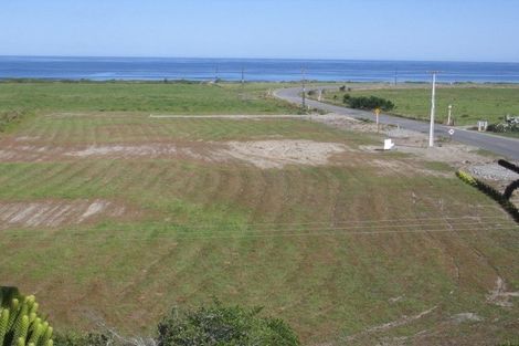 Photo of property in 2 Main Rd Ngakawau, Ngakawau, 7824