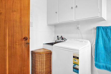 Photo of property in 15a Parsons Street, Vogeltown, New Plymouth, 4310