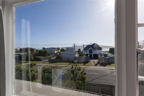 Photo of property in 98 Manly Street, Paraparaumu Beach, Paraparaumu, 5032