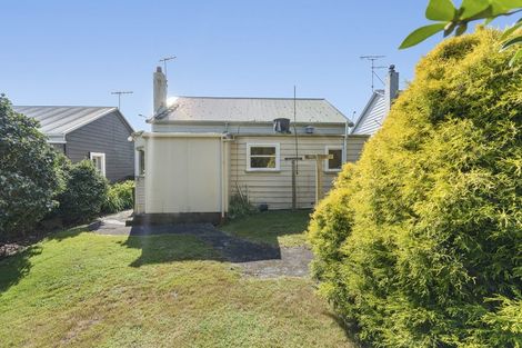 Photo of property in 58 Morley Street, New Plymouth, 4310