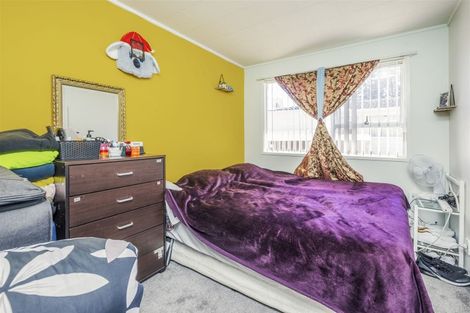 Photo of property in 2/118 Hillcrest Road, Papatoetoe, Auckland, 2025