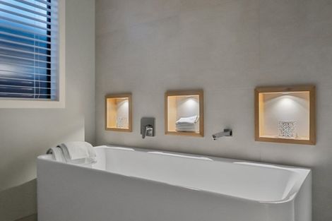 Photo of property in 71 Roy Hilton Drive, Flagstaff, Hamilton, 3210