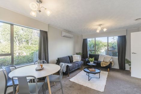 Photo of property in 15 Rosebank Grove, Waikanae, 5036