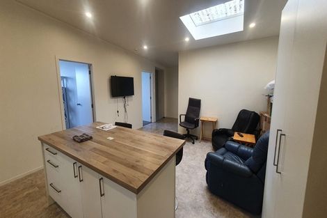 Photo of property in 2/7 Spring Street, Papatoetoe, Auckland, 2025