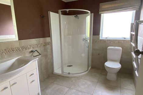 Photo of property in 18 Churchill Avenue, Hokowhitu, Palmerston North, 4410