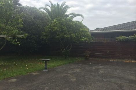 Photo of property in 2/67 Centreway Road, Orewa, 0931