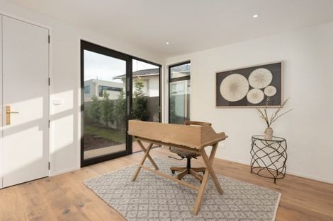 Photo of property in 98 Muricata Avenue, Mount Maunganui, 3116