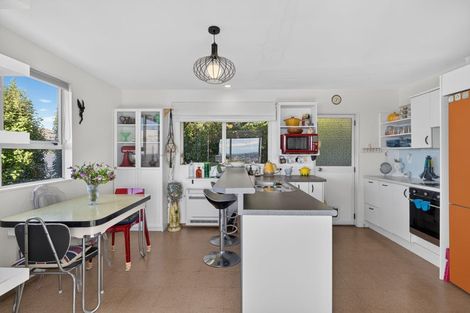 Photo of property in 2/31a Huntsbury Avenue, Huntsbury, Christchurch, 8022