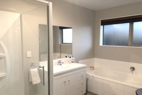 Photo of property in 31 Rolleston Drive, Rolleston, 7614