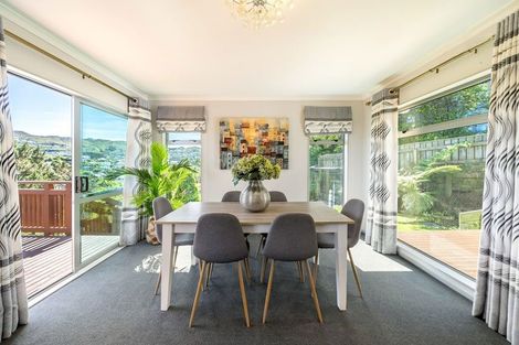 Photo of property in 18 Cresswell Place, Johnsonville, Wellington, 6037