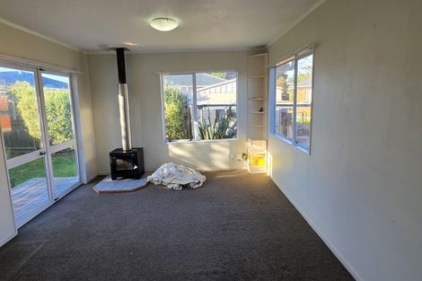 Photo of property in 27b Sutton Crescent, Papakura, 2110