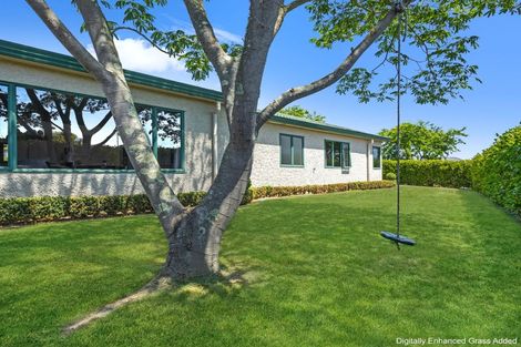 Photo of property in 2 Hanna Place, Havelock North, 4130