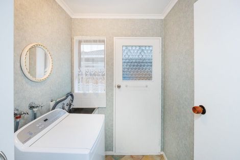 Photo of property in 1/11 Woodfield Avenue, Roslyn, Palmerston North, 4414