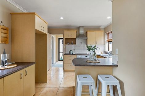 Photo of property in 50 Nielsen Gardens, Rototuna, Hamilton, 3210