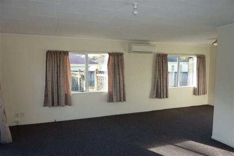 Photo of property in 37 Banbury Crescent, Fairfield, Hamilton, 3214