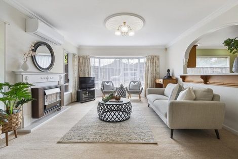 Photo of property in 1 Jensen Court, Hokowhitu, Palmerston North, 4410